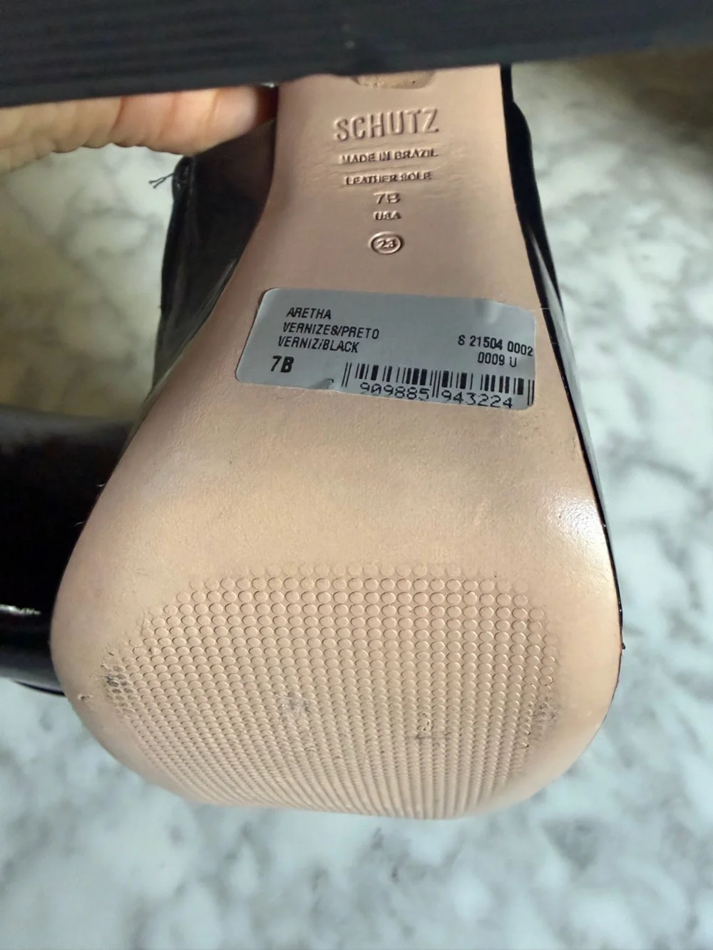 SCHUTZ sleek black